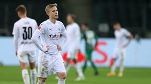 Avant match, compositions, programme tv. Gladbach Nur 1 1 Gegen Zehn Augsburger Spielbericht Und Reaktionen