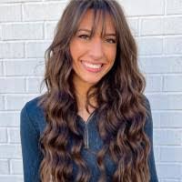 Emily Friel's Instagram, Twitter & Facebook