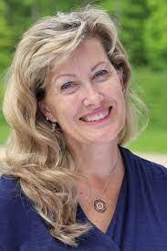 Debra Cordell's Instagram, Twitter & Facebook