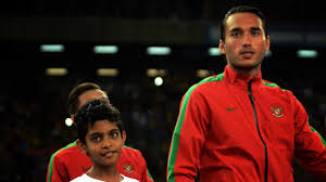 Ezra harm ruud walian (born 22 october 1997) is an indonesian professional footballer who plays as a forward for liga 1 club persib bandung. Reaksi Ezra Walian Usai Halal Bela Timnas Indonesia