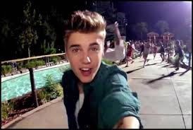 Music video by justin bieber performing beauty and a beat (audio). à¹à¸›à¸¥à¹€à¸žà¸¥à¸‡ Beauty And A Beat Justin Bieber Ft Nicki Minaj