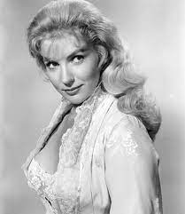 Joan O Brien Born As Joan Marie O Brien In Cambridge Massachussetts On 14 February 1936 Blonde Celebrities Actresses Golden Age Of Hollywood