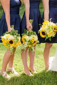 For example, a christmas wedding may have a red, white, and green color theme. Brides Sunflower Wedding Flower Ideas In Season Now Sunflower Wedding Wedding Flowers Sunflowers Summer Wedding Bouquets