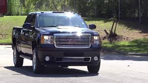 The model received many reviews of people of the automotive industry for their consumer qualities. 2013 Gmc 2500hd 6 6 Duramax Denali Review And Exhaust Youtube