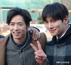 Ji chang wook 지 창 욱. The Stage Shows Love Lee Da Hee Breaks The Flower Road Goes Around Finding His True Wife Ji Chang Wook Personally Came To Congratulate Minews