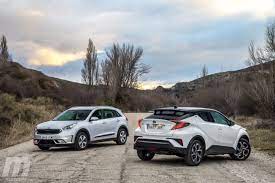 Enfrentamos a los dos modelos a una batalla de mediciones. Comparativa Toyota C Hr Vs Kia Niro Los Primeros De Una Especie Motor Es