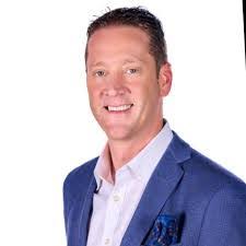 Melody Mcleod's Instagram, Twitter & Facebook