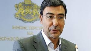 Daniel Valchev: I am not sure that the National Assembly could introduce a  moratorium