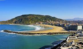Vista en directo de la bahía de la concha, desde el restaurante alaia en san sebastián. Traumstrande Im Baskenland Karten Lage Tipps Zum Baden Und Surfen