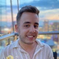 Donna Fieni's Instagram, Twitter & Facebook