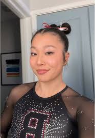 Julia Ferrel's Instagram, Twitter & Facebook