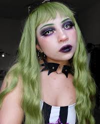 𝑽𝒂𝒏𝒏 𝑪𝒂𝒔𝒕𝒍𝒆