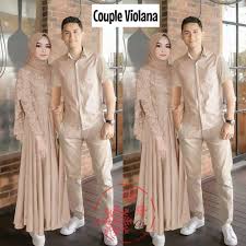 Lalu, pilih warna senada dengan pasangan kalian jadi deh desain baju pesta yang kekinian. Beli Baju Couple Kondangan Kekinian Baju Kapelan Pacar Gamis Couple Pasangan Baju Pasangan Suami Istri Seetracker Indonesia
