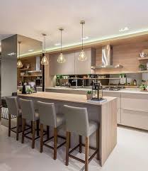 L Image Contient Peut Etre Table Et Interieur Cuisine Moderne Cuisine Design Moderne Cuisine Moderne Design