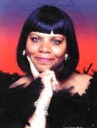 Dora Mapp's Instagram, Twitter & Facebook