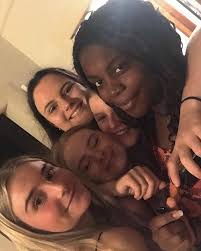 Beth Hooper (@beth.hoop) • Instagram photos and videos