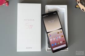 Sony Xperia 5 IV Review: The Undercover ...