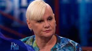 Woman Claims: ‘I Have Twelve Titles in Weightlifting and I Have Cancer’