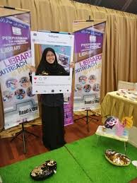 .ke ekspo selangkah ke universiti teknologi mara (uitm) di uitm kampus samarahan di sini, hari ini. Ekspo Selangkah Ke Uitm Perpustakaan Uitm S Blog