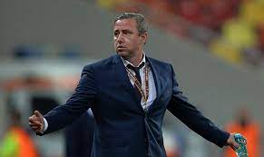 He is currently head coach of the bulgarian team pfc. Momente Dramatice Pentru LaurenÅ£iu Reghecampf SoÅ£ul Anamariei Prodan Este Distrus De Durere Nu MÄƒ Mai IntereseazÄƒ Nimic Altceva Exclusiv Impact