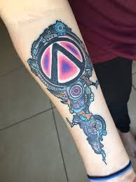 Tatouage borderlands borderlands tattoo krieg borderlands borderlands maya borderlands series tales from the borderlands borderlands 2 iphone wallpaper mad max videogames. Gaming Couple Tattoo Novocom Top