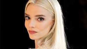 Anya Taylor-Joy Just Got Cool-Girl Micro Bangs for Summer