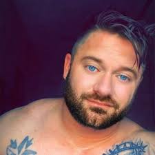 frankie Bone (@frankie_bone)