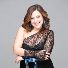 Si è disputata ieri sul circuito inglese di silverstone la prima qualifica sprint della storia della formula 1, la nuova sessione che assegna la pole position con una mini gara di 100 chilometri. Antonella Ferrari Official On Twitter Ieri Sera Mio Marito Mi Ha Viziata Con Una Frittatona Buonissima Con Asparagi Iorestoacasa Quisimangiasempre Https T Co Vbqp5bxzlw