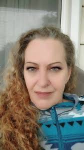 Deborah Haight's Instagram, Twitter & Facebook