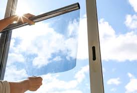 Durch abdunkeln der wohnung kann das eindringen der sommerhitze reduziert werden. Wohnung Kuhlen Ohne Klimaanlage 8 Wirksame Tipps Ohne Aufwand Seite 2 Zuhausewohnen