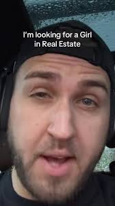 I’m looking for a girl in Real Estate.. Thanks for the inspiration @Girl On  Couch lol 😈 #edstulak #realtors #realtoroftiktok #realestateagent  #realtorsoftiktok #realtor #realestatehumor #realtorhumor