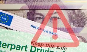 Your driving licence or entitlement to drive in the uk was automatically extended for 11 months. Dvla Driving Licence Warning Drivers Risk 1 000 Fine For Not Updating Photocard Details Express Co Uk