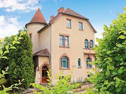 Die angebotenen wohnimmobilien teilen sich auf in 3 mietwohnungen bzw. Wo Einst Bauhausmeister Wassily Kandinsky Wohnte