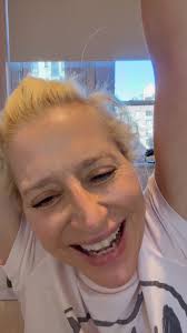 Gave It a Try💋, Important to dry in between lash application , It’s  effective but not quite as good as a good pair of lashes , Thoughts?,  #fridays #makeup #tryit #