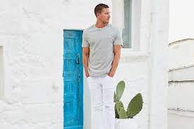 What is the best beach clothing for women? 12 Best Men S Resort Wear Brands Holiday Essentials Man Of Many