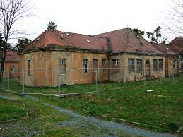 Find what to do today, this weekend, or in july. Datei Haus Pirna Sonnenstein Schlosspark13 Jpg Wikipedia