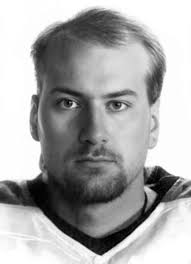 Player photos for the 1989-90 North Iowa Huskies at hockeydb.com