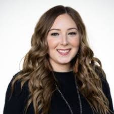 Teri Tate's Instagram, Twitter & Facebook