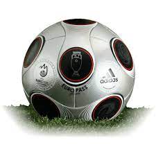 Uefa.com is the official site of uefa, the union of european football associations, and the governing body of uefa works to promote, protect and develop european football across its 55 member. Fotbolls Em Boll 2008 Billiga Fotbollar Hos Oss