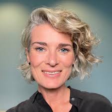 I joined Writer as a Content Marketing Writer!