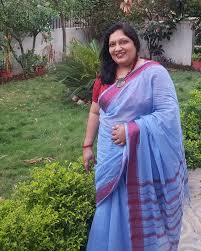 Popular posts ﻿ kajal agarwal hot navel kiss photos from telugu movie chandamama ﻿ lakshmi sharma and sona hot photos in ellam chettante ishtam pole ﻿. My Saree Stories Part 3 A Mind Of My Own