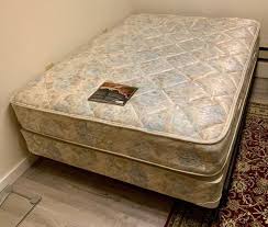 While retailers such as sears, mattress firm, david's bridal and brookstone made the biggest news the chain said it would keep all of its stores open during its restructuring process. Double Bed Set Sears O Pedic Mattress Excellent Condition