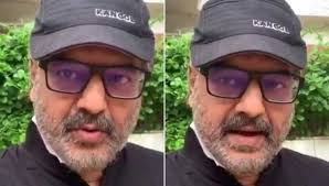 He started his career at the secretariat in chennai and during his free time he actively participated in madras humour club. Iujcqdgbbnmfom