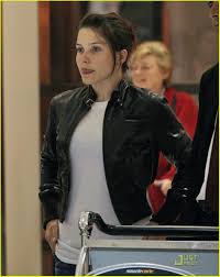 Sophia bush shared another troubling story about shamed one tree hill creator mark schwahn as she claimed that he had hung photos of the female cast members in their underwear in his office. Full Sized Photo Of Sophia Bush James Lafferty Couple 13 Photo 1113651 Just Jared