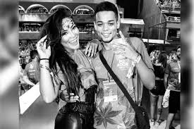 Maybe you would like to learn more about one of these? Carol Nakamura Sobre Suposto Namoro Do Filho Adoro A Erika Entretenimento Rondonia Dinamica