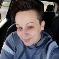 Valerie Houck's Instagram, Twitter & Facebook