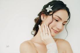 Jas Maierhofer Gets Haircut