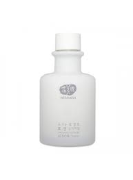 Whamisa organic flowers toner original merupakan toner untuk wajah dengan fungsi utama untuk memberi kelembapan sekaligus menutrisi kulit. Organic Flowers Toner Original Korean Queens