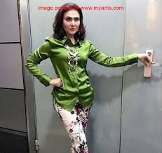 Akhirnya mas idayu buka mulut dahliahati #masidayu buat semua yang merindui sesuatu yang baru dari mas idayu, 'dahlia hati'ini. Mas Idayu Ig