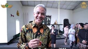Padahal, acara yang dilaksanakan di semarang tersebut termasuk prestisius, berisi pengarahan partai oleh ketua dpp. Ingin Bertemu Ganjar Pranowo Bocah Tunanetra Nyanyikan Lagu Ciptaan Sendiri Citizen6 Liputan6 Com